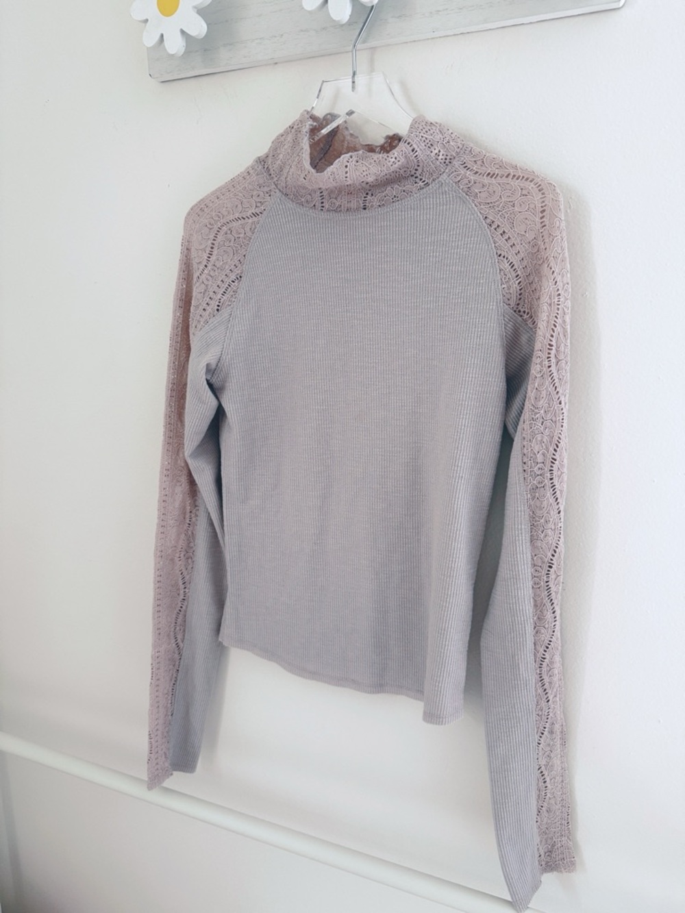 Free People Lace-Trim Mock Neck Women's Sweater - Dusty Pink small